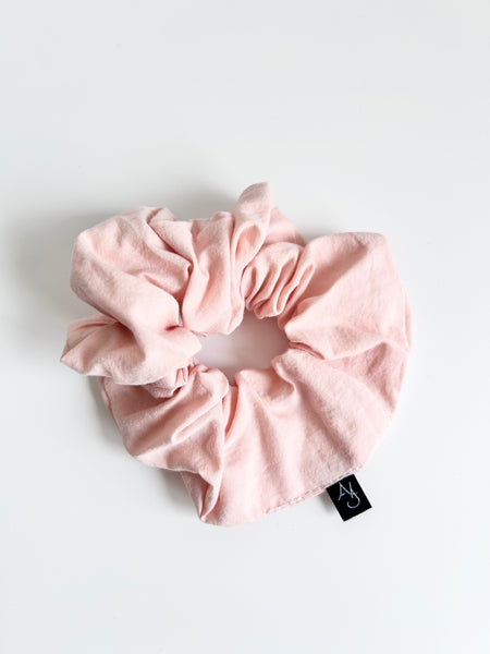 Blush, Scrunchie